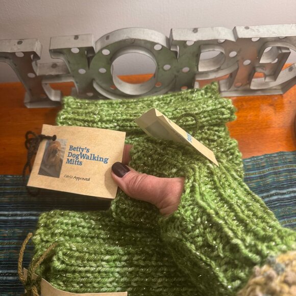 Fingerless Gloves Green Handmade "Dog Walking Mitts" - Salty Approved! NEW - Picture 2 of 4